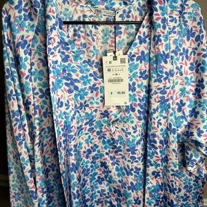 Zara blouse, never worn.